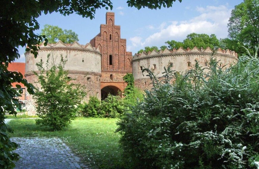 Weteritzer Schloss, Gardelegen, Germany, Germany